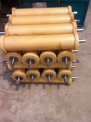 【專業(yè)生產(chǎn)各種礦用地滾 尼龍地滾 價(jià)格面議】?jī)r(jià)格,廠家,圖片,礦業(yè)輸送設(shè)備,永年縣中磊工礦配件-